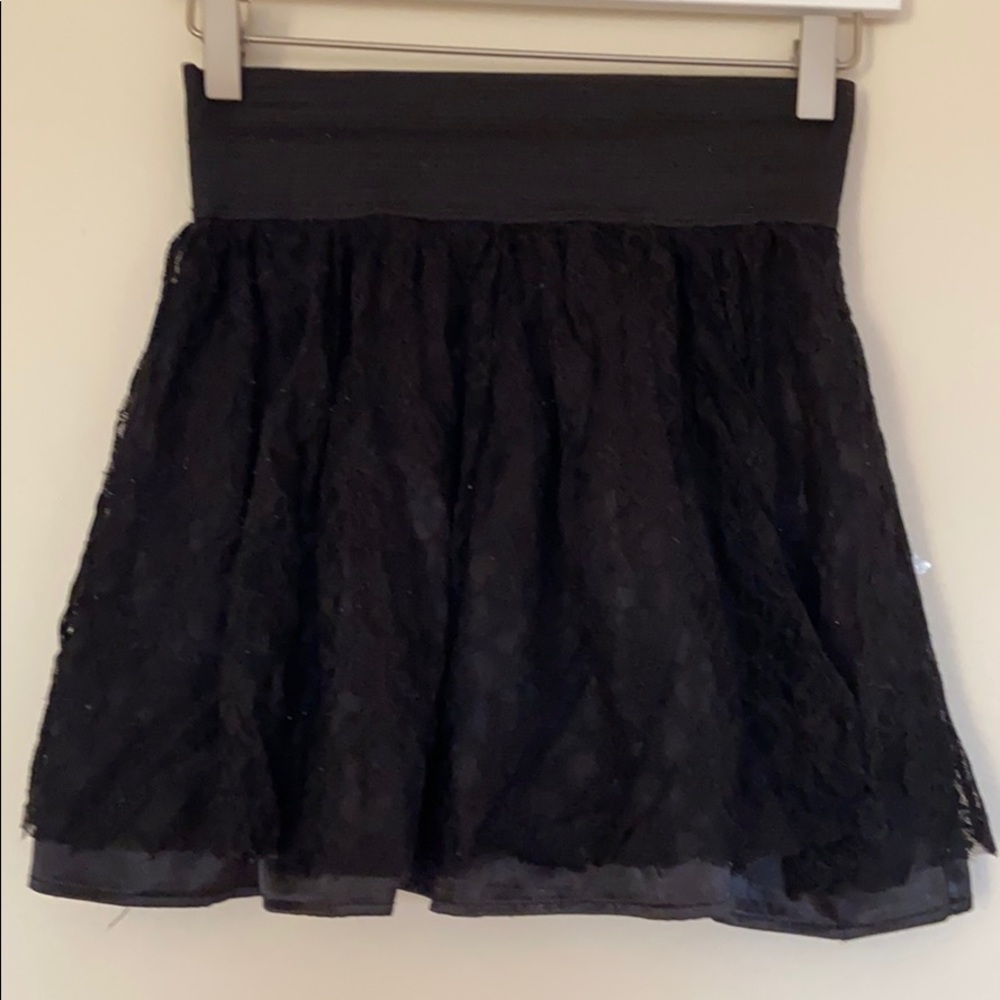 Forever 21 lace mini skirt